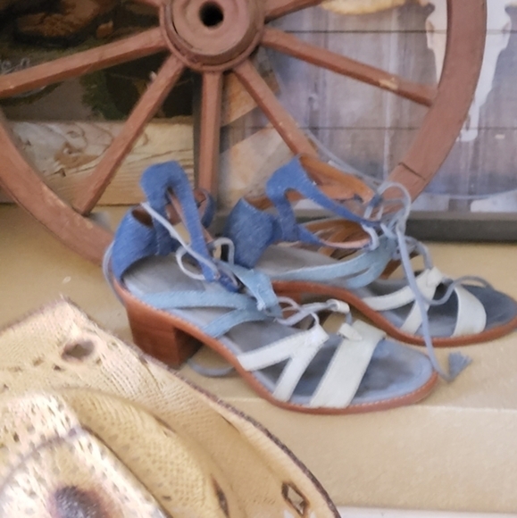 😍😍FRYE Brielle Gladiator Denim Sandal‎ - Picture 4 of 10